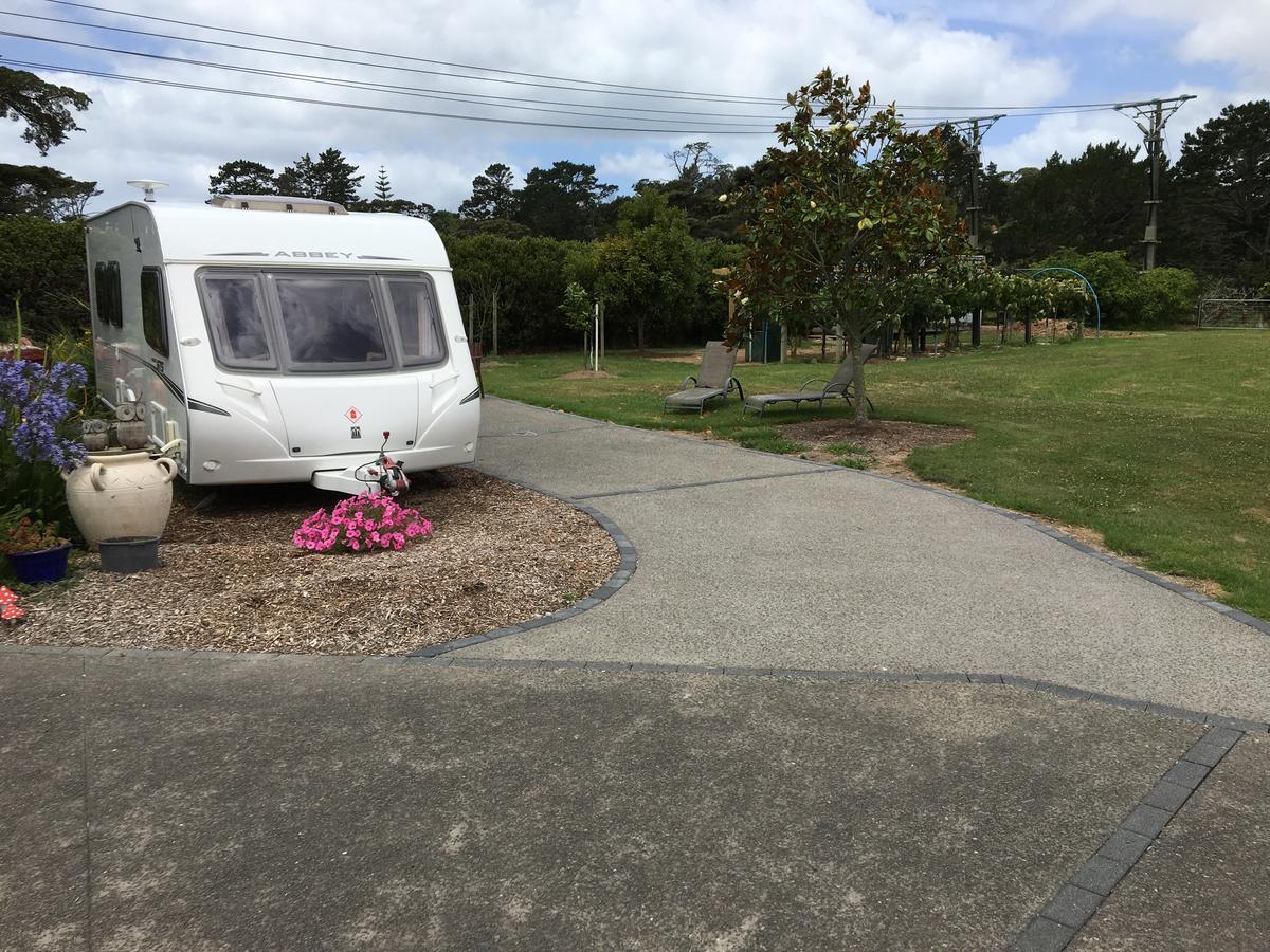 Silverdale Retreat Bed & Breakfast Orewa Exterior photo